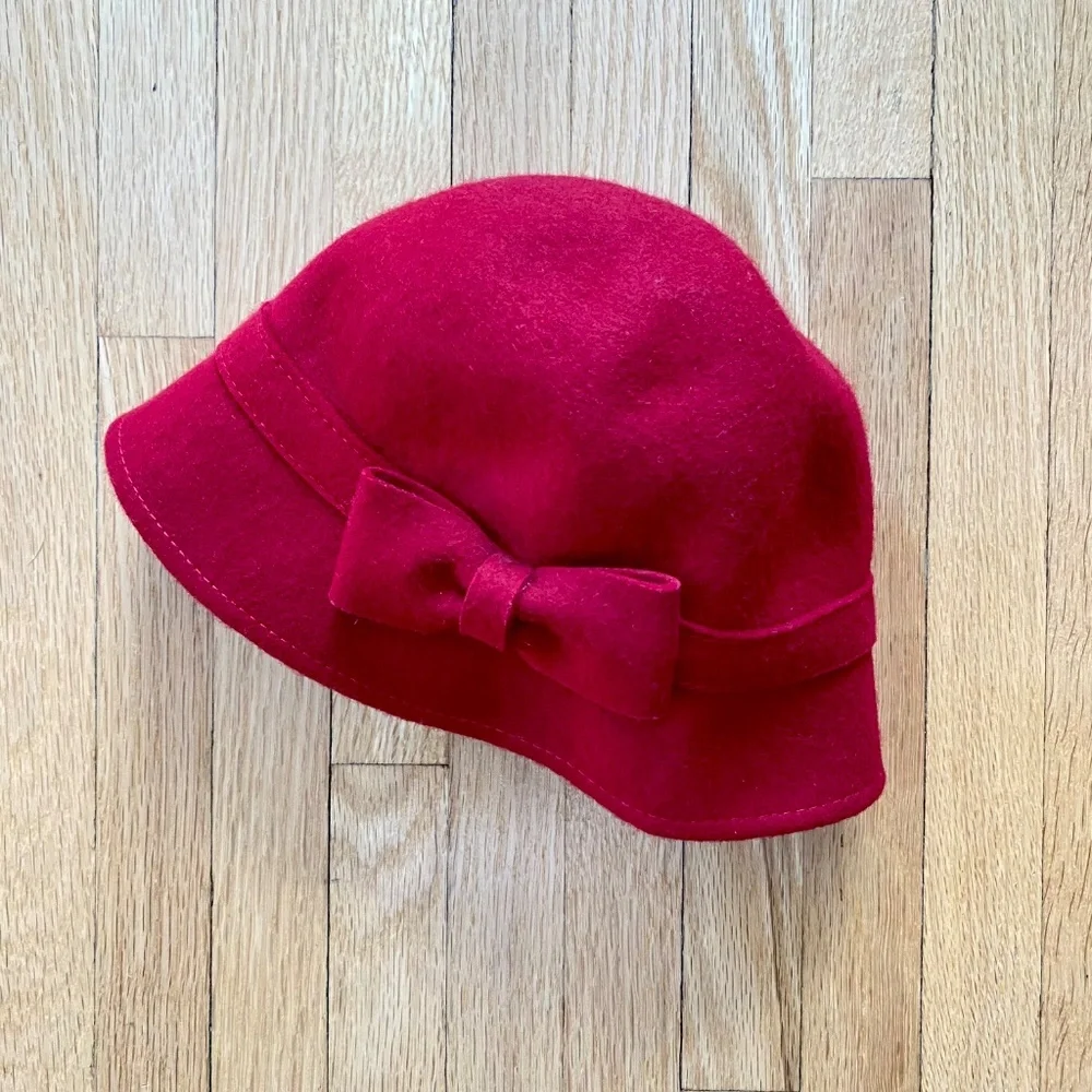 Gymboree‎ Felted 100% Wool Bow Cloche Red Hat Baby Girl Size 0–12 Months